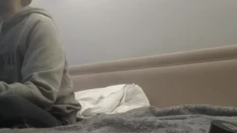 Snapshot of iamjamoboy chatting on February 21, 2025, 9:34 am iamjamoboy online show from February 21, 2025, 9:34 am