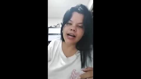 Snapshot of iamlola_ chatting on May 16, 2026, 6:32 am IM LOLA online show from May 16, 2026, 6:32 am