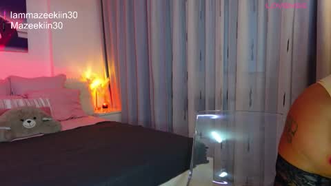 Snapshot of iammazeekiin30 chatting on February 8, 2026, 5:33 am Maze online show from February 8, 2026, 5:33 am