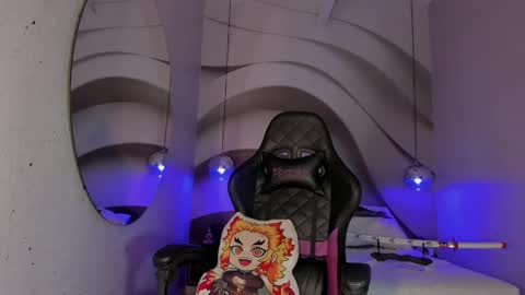 Nayuta online show from March 8, 2025, 12:11 am