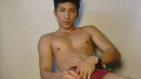 Snapshot of iamnew0000 chatting on November 21, 2025, 8:02 am iamnew0000 online show from November 21, 2025, 8:02 am