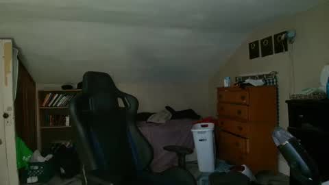 iamtommyparker online show from March 8, 2025, 1:17 am