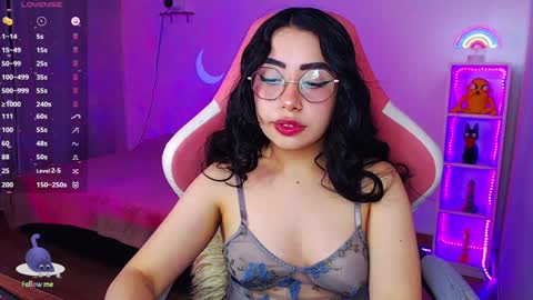 Snapshot of iamveroo chatting on February 2, 2025, 7:20 am Veronica NDEPENT MODEL online show from February 2, 2025, 7:20 am