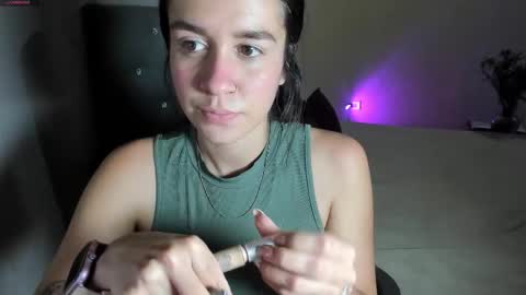 Snapshot of iamvio chatting on September 27, 2025, 10:48 pm Violeta online show from September 27, 2025, 10:48 pm
