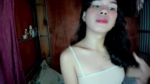 Snapshot of iamyourdesire_ chatting on January 15, 2026, 9:25 am shhh online show from January 15, 2026, 9:25 am