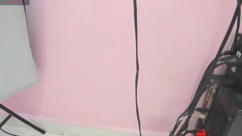 IAN CASTILLO online show from September 27, 2025, 11:04 am