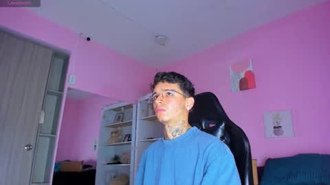 IAN CASTILLO online show from October 10, 2025, 11:09 am