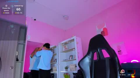 IAN CASTILLO online show from October 30, 2025, 11:22 am