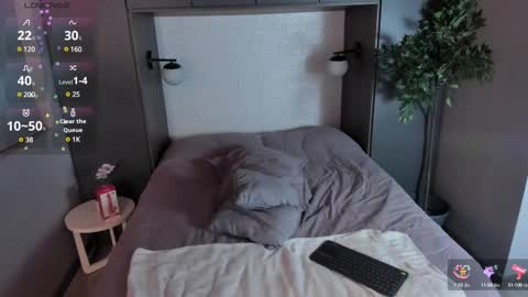 Snapshot of ian_davis chatting on February 11, 2025, 12:06 am Ian Davis online show from February 11, 2025, 12:06 am