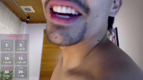 Snapshot of ian_davis chatting on March 7, 2025, 8:11 pm Ian Davis online show from March 7, 2025, 8:11 pm