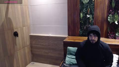 Snapshot of ian_davis chatting on September 11, 2025, 11:32 am Ian Davis online show from September 11, 2025, 11:32 am