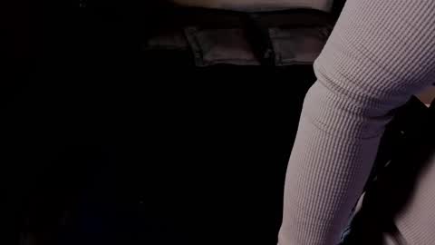 Snapshot of ian_davis chatting on October 21, 2025, 11:55 am Ian Davis online show from October 21, 2025, 11:55 am