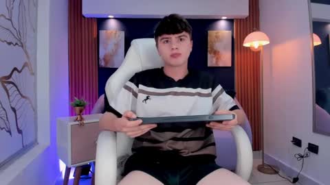 Ian  online show from April 9, 2026, 1:27 pm