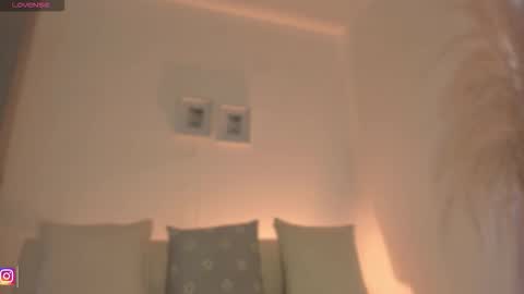 Snapshot of iara_martinez chatting on February 5, 2026, 2:00 pm I A R A online show from February 5, 2026, 2:00 pm