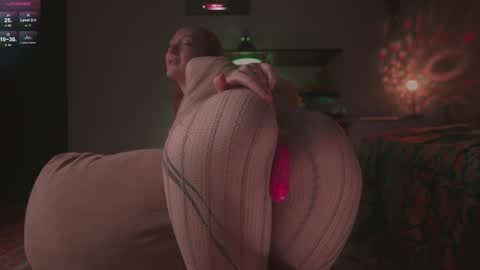 Snapshot of iara_mi chatting on December 17, 2025, 2:12 pm stream next week online show from December 17, 2025, 2:12 pm