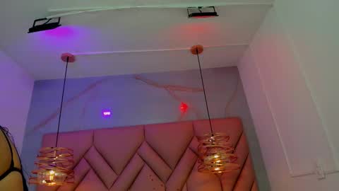 Snapshot of ibbie_ chatting on February 16, 2026, 12:01 pm ibbie_ online show from February 16, 2026, 12:01 pm