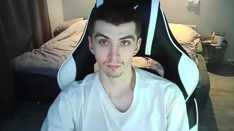 Snapshot of ice_raf chatting on January 22, 2025, 1:32 pm MAX online show from January 22, 2025, 1:32 pm