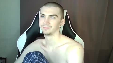 Snapshot of ice_raf chatting on February 2, 2025, 11:51 am MAX online show from February 2, 2025, 11:51 am