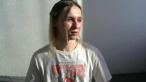 Snapshot of icebenz chatting on March 31, 2026, 12:49 pm Jade online show from March 31, 2026, 12:49 pm