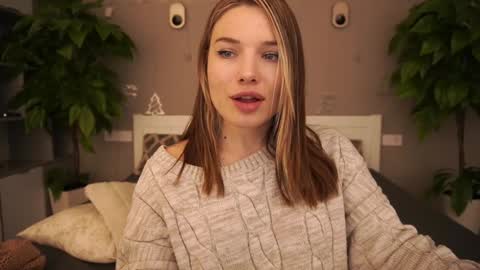 Danielle online show from December 26, 2024, 6:22 pm