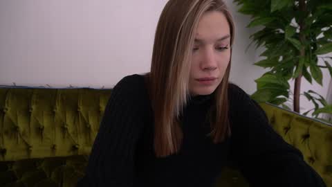 Danielle online show from January 11, 2025, 3:31 pm