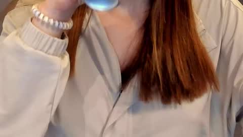 Danielle online show from October 8, 2025, 1:31 pm