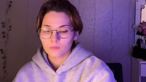 Ksenia online show from December 14, 2025, 6:34 pm