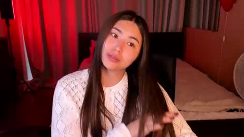 Snapshot of iceicebabe_ chatting on June 25, 2026, 2:00 am Aiza online show from June 25, 2026, 2:00 am
