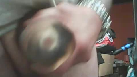 Snapshot of iceman00074 chatting on January 18, 2026, 12:03 am iceman00074 online show from January 18, 2026, 12:03 am