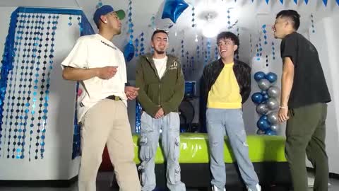 THOMAS AND DAMIAND online show from February 16, 2025, 12:43 pm