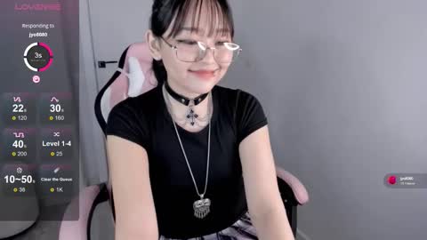 Snapshot of ichigo_o chatting on September 13, 2025, 10:37 am Hitomi online show from September 13, 2025, 10:37 am