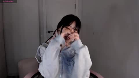 Hitomi   online show from November 8, 2025, 11:14 pm