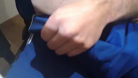 Snapshot of icky_thumps chatting on December 8, 2024, 7:58 am icky_thumps online show from December 8, 2024, 7:58 am