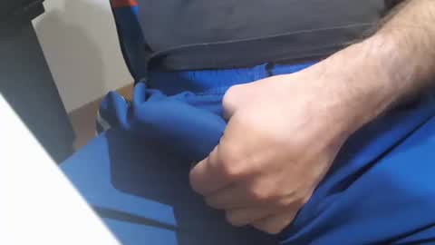 Snapshot of icky_thumps chatting on December 14, 2024, 5:29 am icky_thumps online show from December 14, 2024, 5:29 am