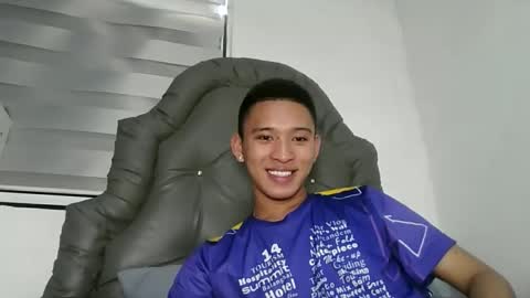 Snapshot of iconicmateo chatting on January 3, 2025, 5:50 am Mateo online show from January 3, 2025, 5:50 am