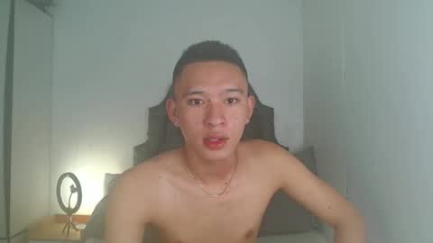 Snapshot of iconicmateo chatting on January 15, 2025, 10:27 am Mateo online show from January 15, 2025, 10:27 am
