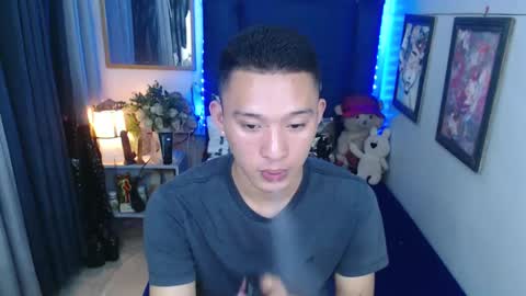 Snapshot of iconicmateo chatting on January 23, 2025, 7:11 am Mateo online show from January 23, 2025, 7:11 am