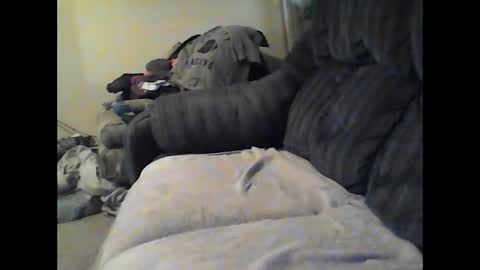 icu2try2xs2 online show from October 29, 2025, 4:09 pm