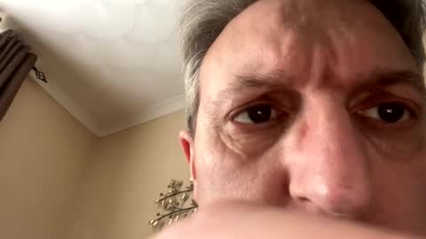 Snapshot of icums4u chatting on December 4, 2024, 12:58 pm icums4u online show from December 4, 2024, 12:58 pm