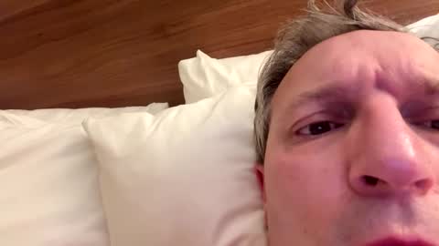 Snapshot of icums4u chatting on November 30, 2025, 8:07 am icums4u online show from November 30, 2025, 8:07 am