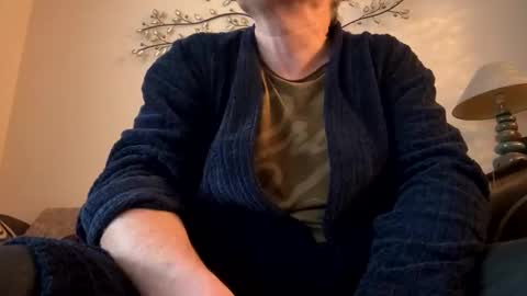 Snapshot of icums4u chatting on February 7, 2026, 10:08 am icums4u online show from February 7, 2026, 10:08 am