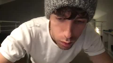 icyninesix online show from December 19, 2024, 6:34 pm