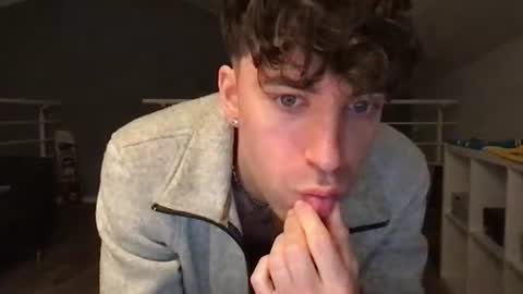 icyninesix online show from January 11, 2025, 4:36 pm