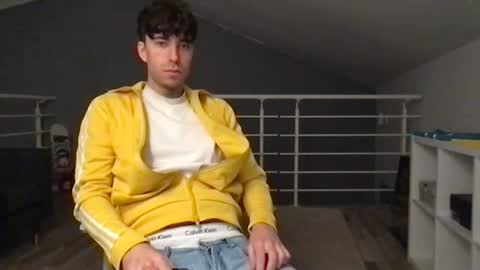 icyninesix online show from February 4, 2025, 8:59 pm