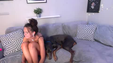 icyspice online show from July 5, 2026, 6:53 am