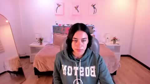 Icy online show from July 10, 2026, 11:46 am