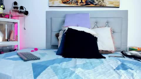 Snapshot of idaly_lovepussy chatting on January 21, 2025, 10:30 pm idaly online show from January 21, 2025, 10:30 pm