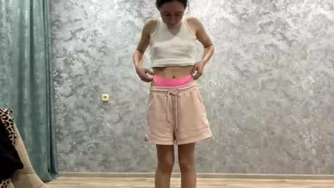 Sofi online show from November 24, 2025, 6:29 pm