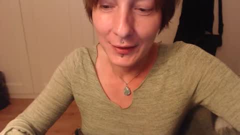 Snapshot of ifk_donkeysfr chatting on September 10, 2025, 5:13 pm Ifk Donkeys online show from September 10, 2025, 5:13 pm