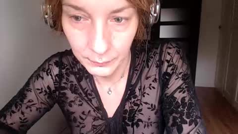 Snapshot of ifk_donkeysfr chatting on October 27, 2025, 6:17 am Ifk Donkeys online show from October 27, 2025, 6:17 am